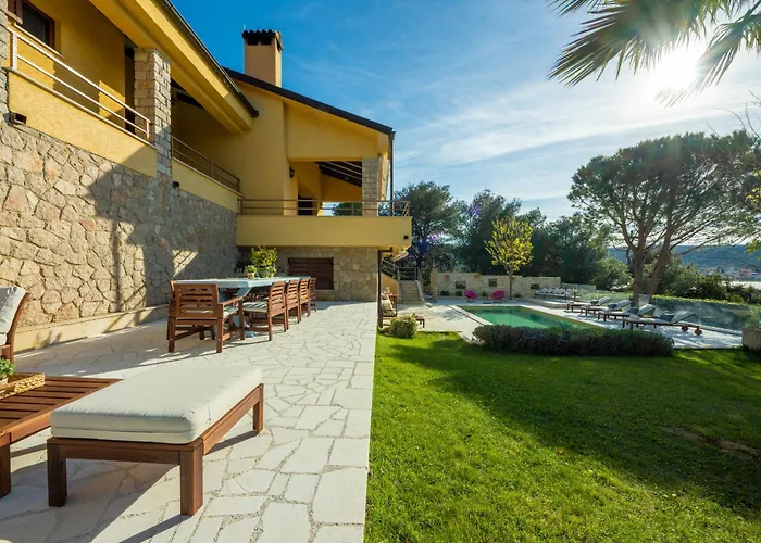 Vila Barotul With Pool Mrljane