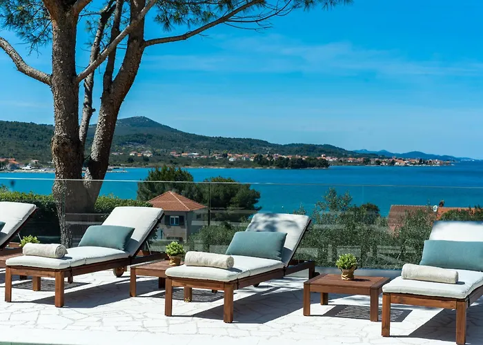 Barotul With Pool * Mrljane