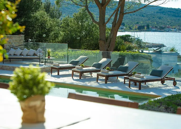 Barotul With Pool * Mrljane