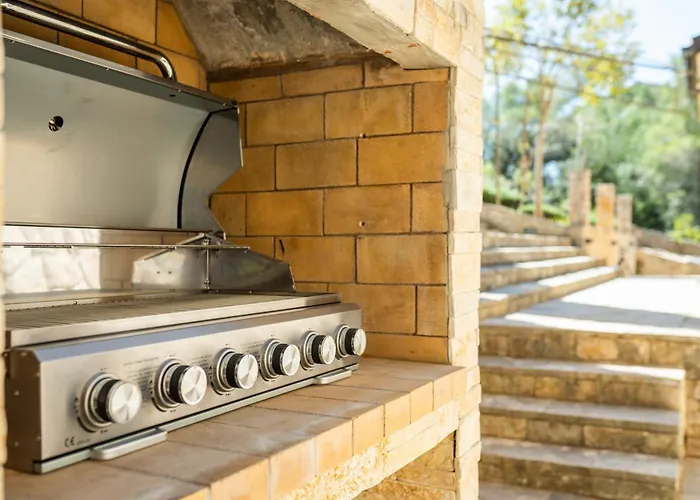 וילה Barotul With Pool Mrljane