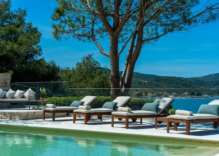 Barotul With Pool * Mrljane