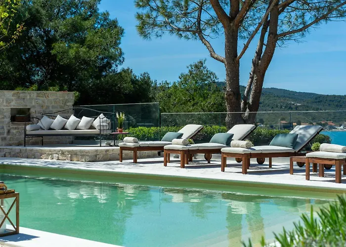 Barotul With Pool וילה *